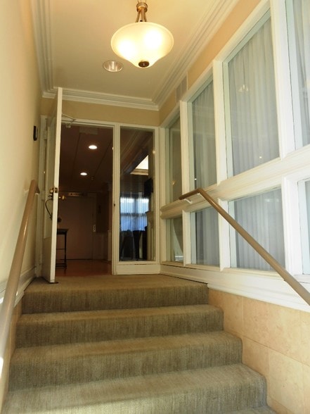 More Photos Of 17 S Presbyterian Ave, Atlantic City Office For Lease