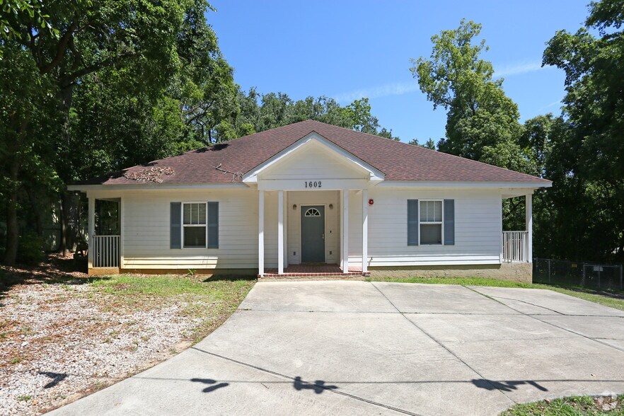 More Photos Of 1602 Airport Dr, Tallahassee Apartments For Sale