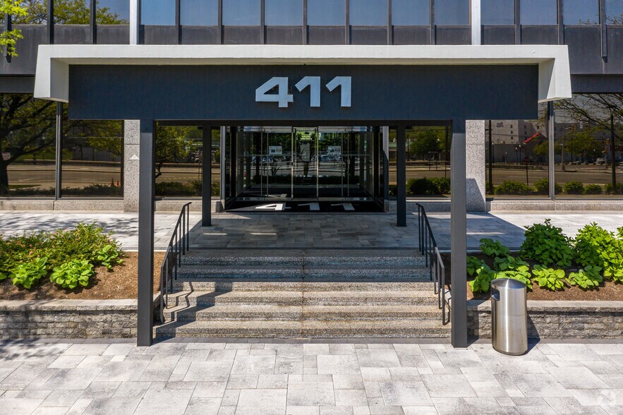 More Photos Of 411 Hackensack Ave, Hackensack Coworking Space