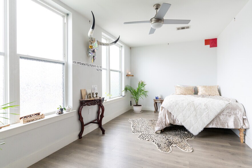 More Photos Of 2213 Poquito St, Austin Apartments For Lease