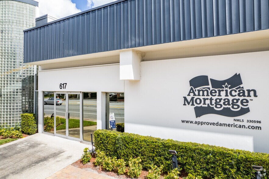 More Photos Of 609-619 E Colonial Dr, Orlando Office For Lease