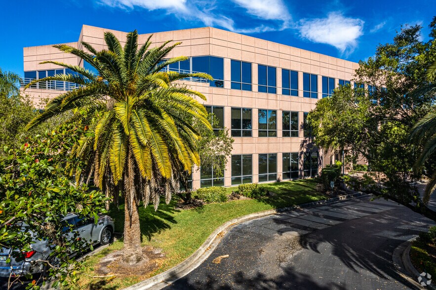 More Photos Of 4210 Metro Pky, Fort Myers Office For Lease