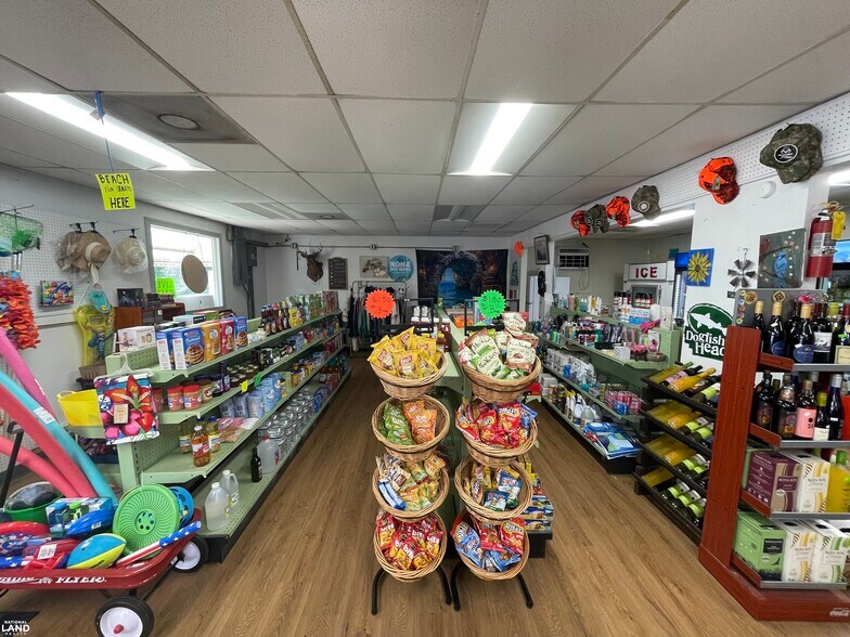 More Photos Of 20835 Nanticoke Rd, Bivalve Convenience Store For Sale