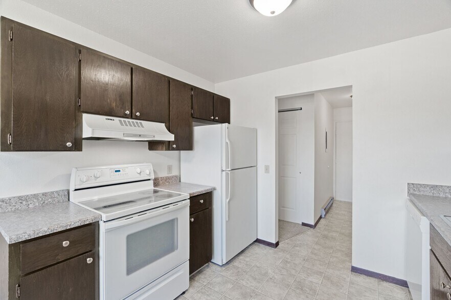More Photos Of 107 E Hattie Ave, Coeur d'Alene Multifamily For Sale
