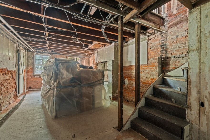 More Photos Of , Baltimore Multifamily For Sale