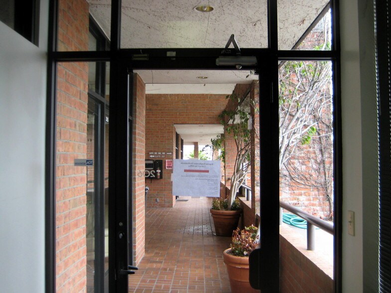 More Photos Of 3959-3961 Sepulveda Blvd, Culver City Storefront Retail Office For Lease