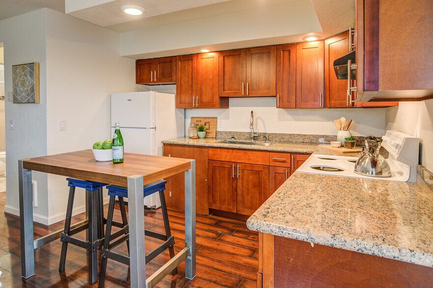 More Photos Of 1031 Discovery Ave SE, Ocean Shores Apartments For Sale