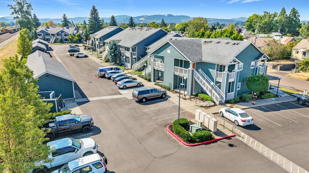 More Photos Of 2211 McKinney Ln, Lebanon Apartments For Sale