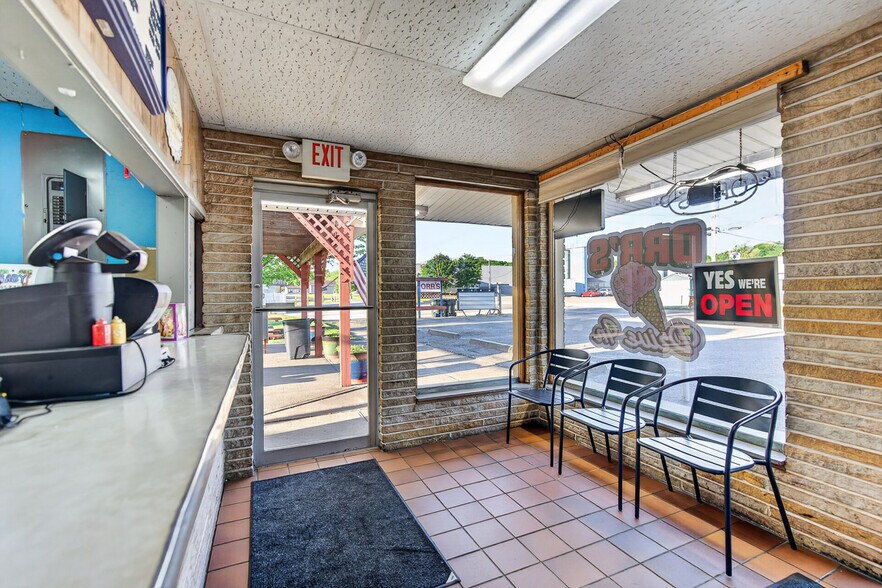 More Photos Of 60200 Southgate Rd, Byesville General Retail For Sale
