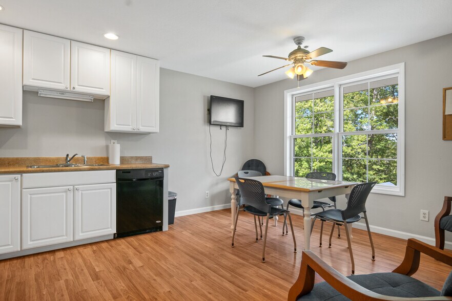 More Photos Of 4100 Adventure Base Rd, Radford Specialty For Sale