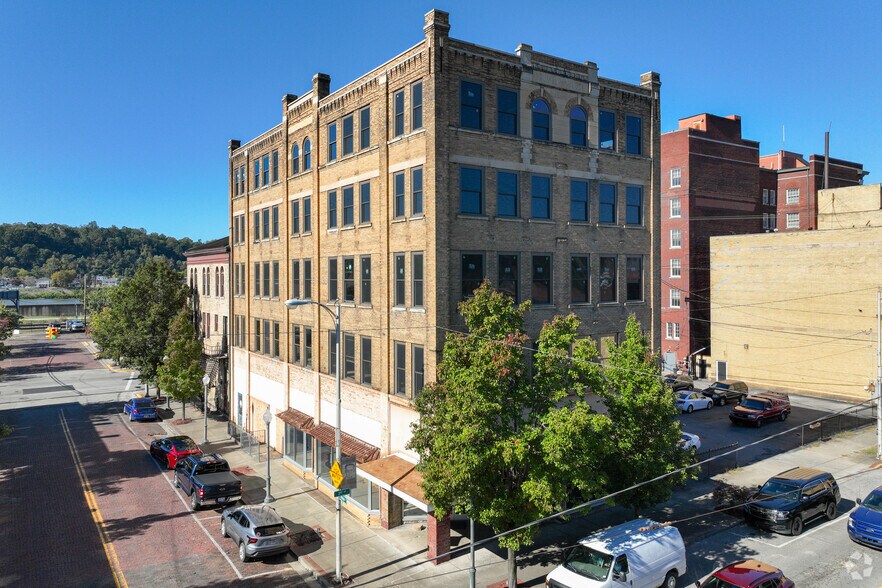 More Photos Of 222 S 3rd St, Ironton Specialty For Sale