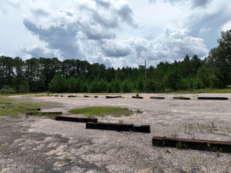 More Photos Of 1000 Bicycle Way, Manning Distribution For Sale