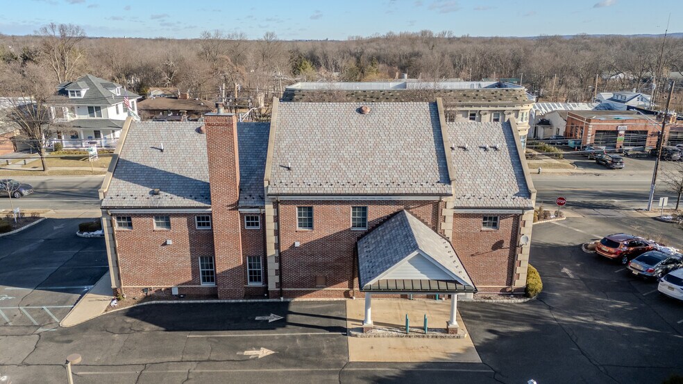 More Photos Of 269 Main St, Madison Bank For Lease