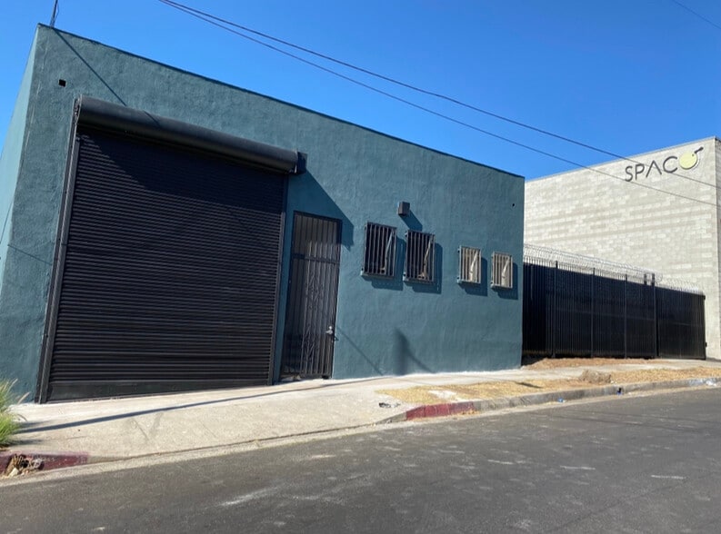 More Photos Of 3447 E 14th St, Los Angeles Warehouse For Sale