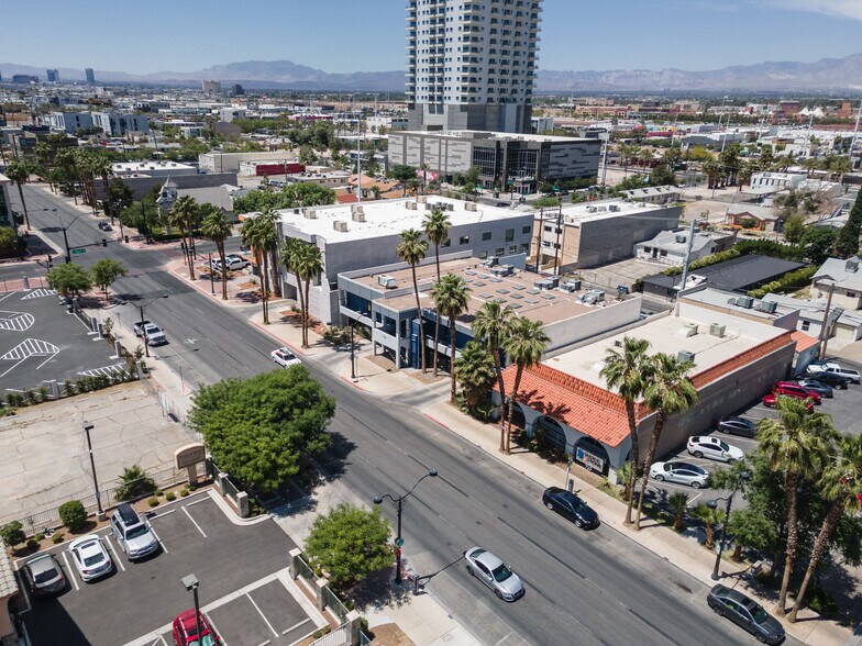 More Photos Of 714 S 4th St, Las Vegas Medical For Sale