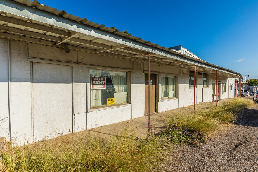 More Photos Of 400 Highway 22, Clifton Storefront Retail Office For Lease