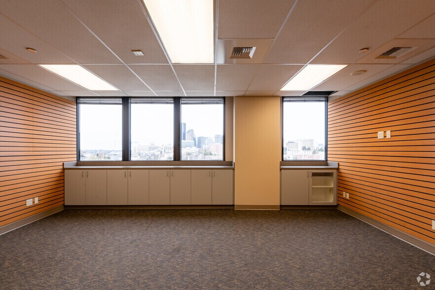 More Photos Of 550 17th Ave, Seattle Unknown For Lease