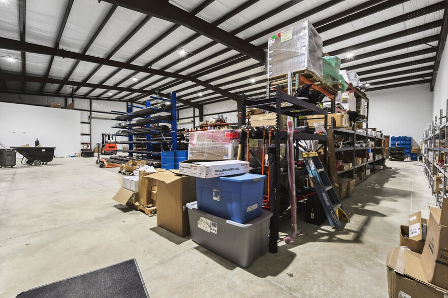 More Photos Of 5998 Imperial Loop, College Station Flex For Sale