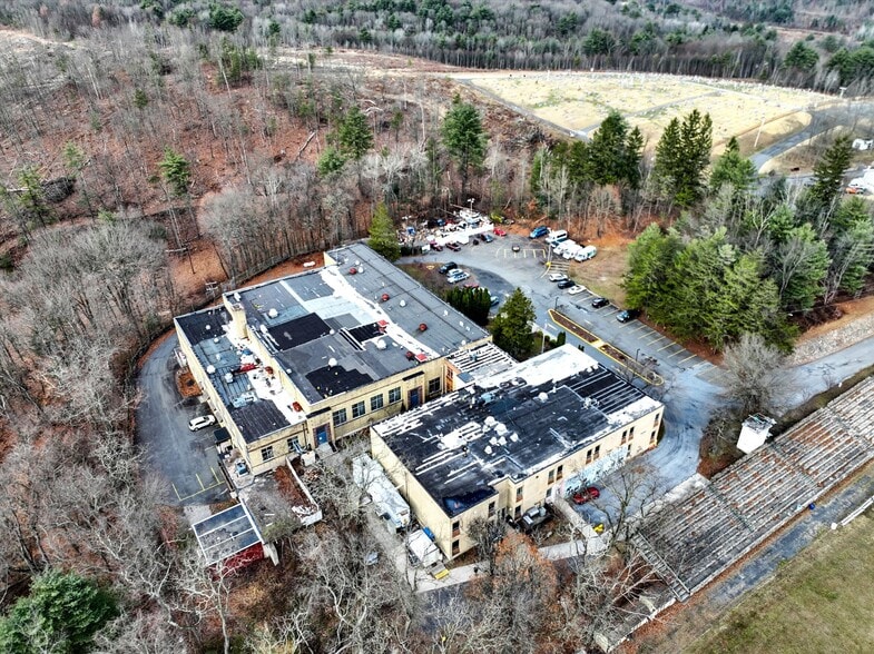 More Photos Of 15 Alliance St, New Philadelphia Rehabilitation Center For Sale