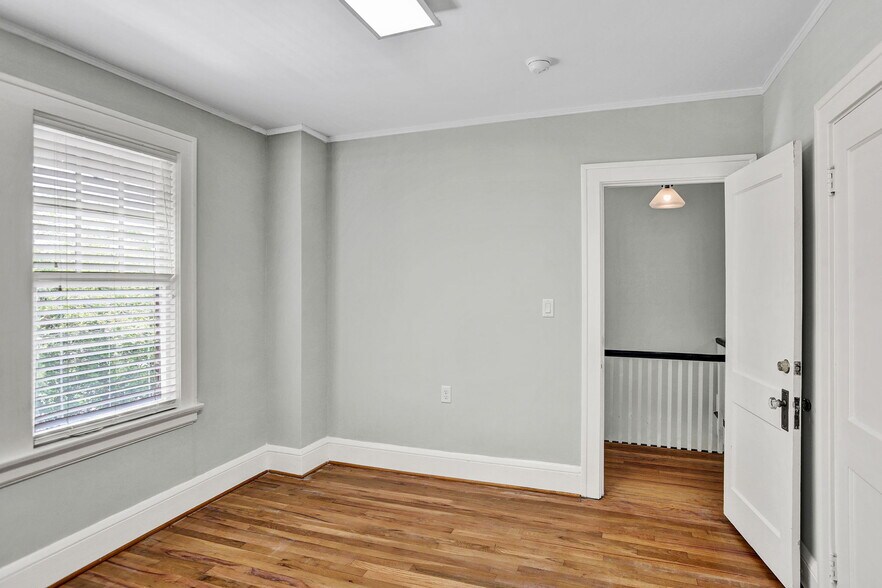 More Photos Of 2258 Riverside Ave, Jacksonville Office For Sale