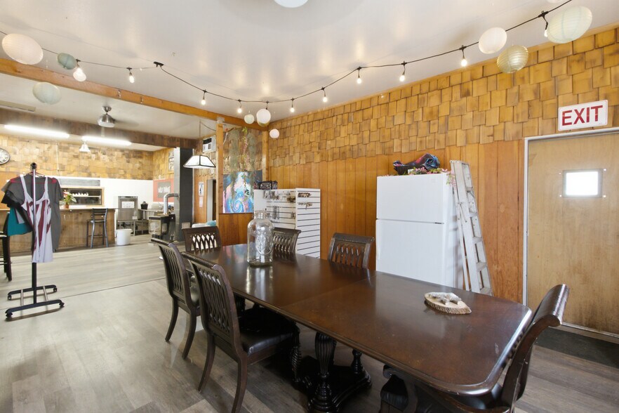 More Photos Of 5588 Highway 8, Deary General Retail For Sale