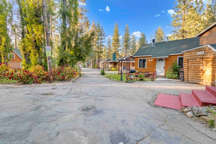 More Photos Of 39372 Big Bear Blvd, Big Bear Lake Hotel For Sale
