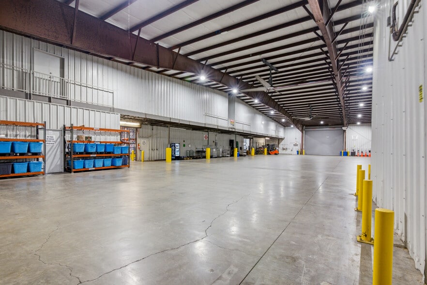 More Photos Of 8316 Lone Tree Rd, Victoria Industrial For Sale