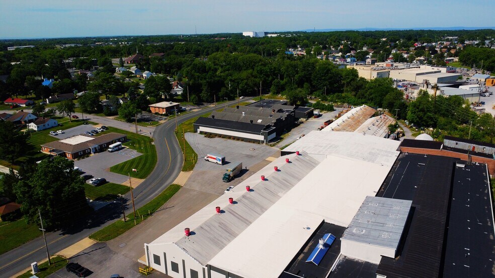 More Photos Of 700 E 1st St, Hagerstown Warehouse For Lease