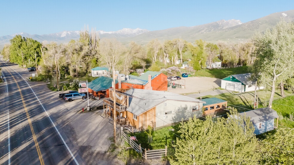 More Photos Of 925 Lamoille Hwy, Lamoille Hotel For Sale