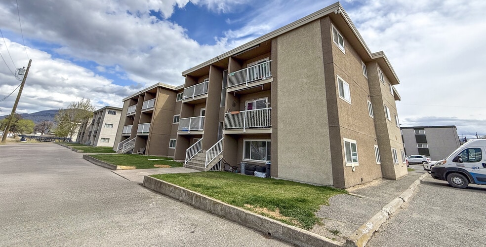 Primary Photo Of 190-200 Carson Cres, Kamloops Apartments For Sale