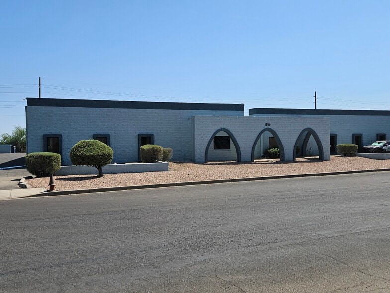 Primary Photo Of 519 W Lone Cactus Dr, Phoenix Warehouse For Lease