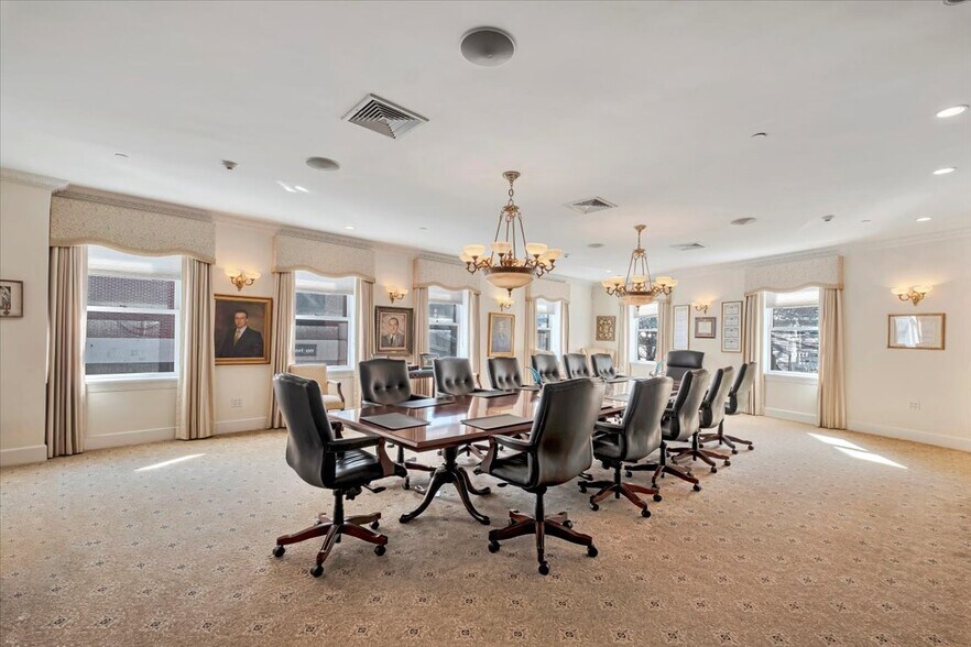 More Photos Of 1 Generoso Pope Pl, Tuckahoe Office For Sale