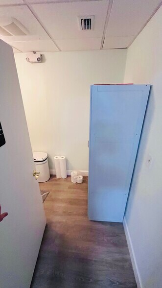 More Photos Of 7505 S Tamiami Trl, Sarasota Unknown For Lease