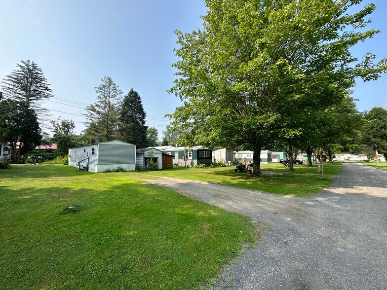 More Photos Of 8114 State Rd, Colden Manufactured Housing Mobile Home Park For Sale