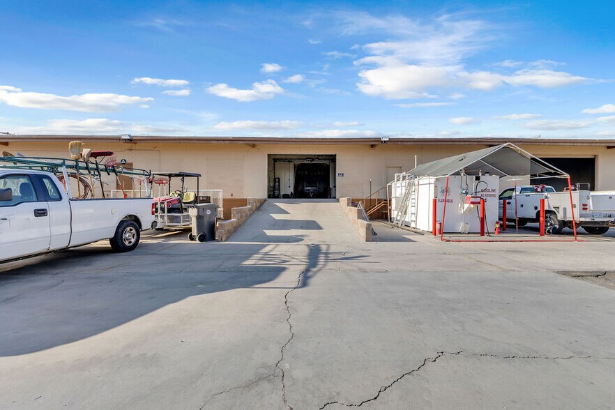 More Photos Of 81500 Industrial Pl, Indio Warehouse For Sale
