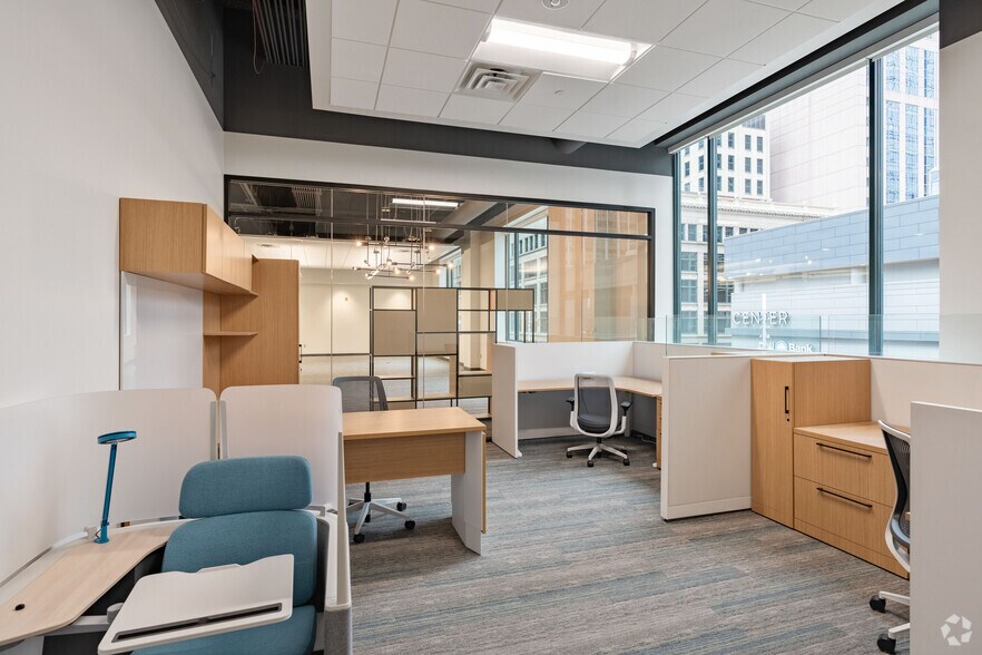 More Photos Of 651 Nicollet Mall, Minneapolis Office For Sale