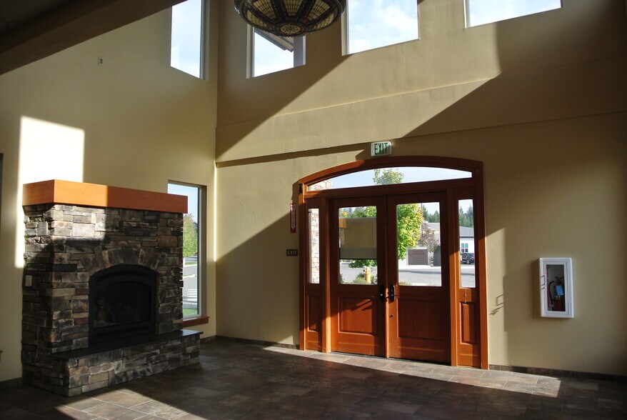 More Photos Of 3875 N Schreiber Way, Coeur d'Alene Warehouse For Lease