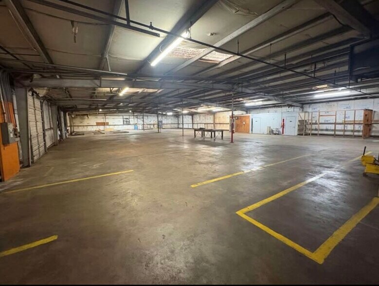 More Photos Of 418 S Railroad Ave, Twin City Industrial For Lease