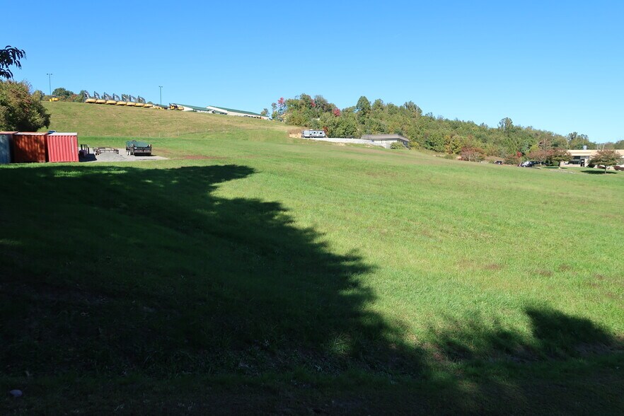 More Photos Of 2045 Winners Dr, Pleasant Valley Land For Sale