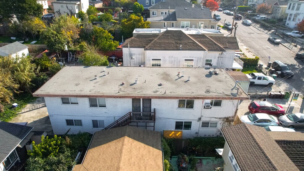 More Photos Of 2120 E 22nd St, Oakland Apartments For Sale