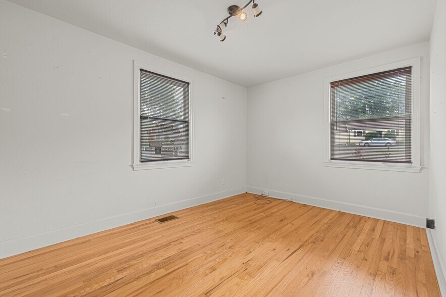 More Photos Of 515 E Iris Dr, Nashville Loft Creative Space For Sale