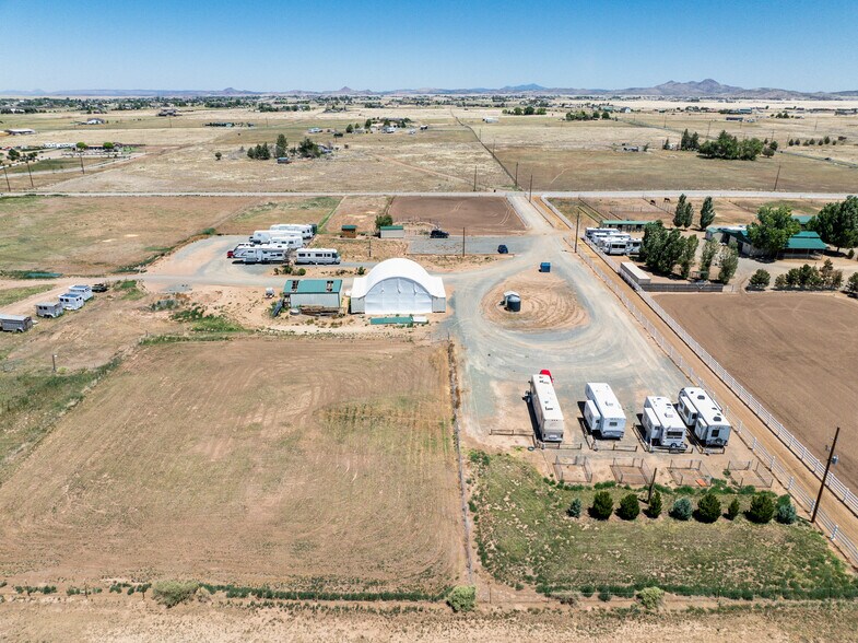 More Photos Of 7950 N Coyote Springs Rd, Prescott Valley Horse Stables For Sale
