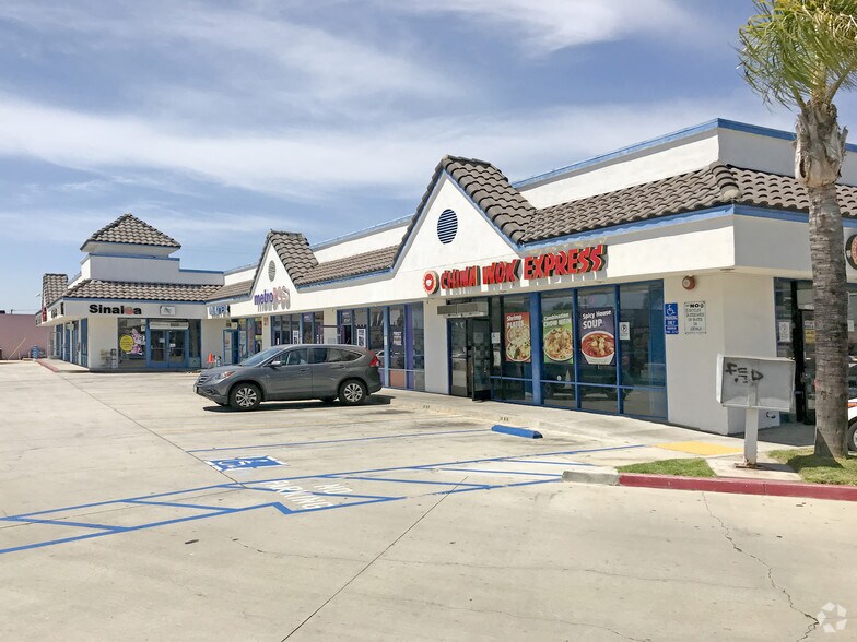 More Photos Of 15737-15751 Bellflower Blvd, Bellflower Unknown For Lease