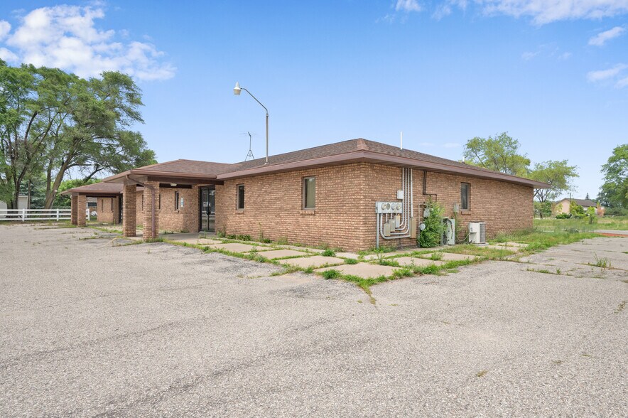 More Photos Of 203 S 3rd Ave, Big Rapids Medical For Sale