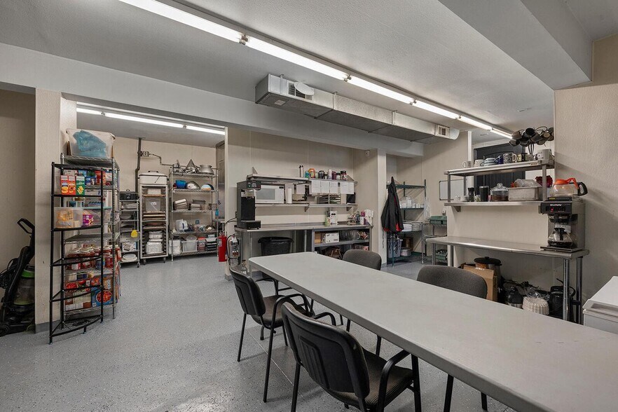 More Photos Of 381 W Guin Rd, Nixa Lodge Meeting Hall For Sale