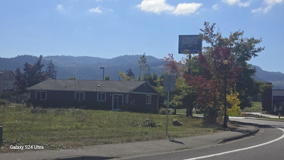 More Photos Of 264 Melton Rd, Creswell Office Residential For Sale