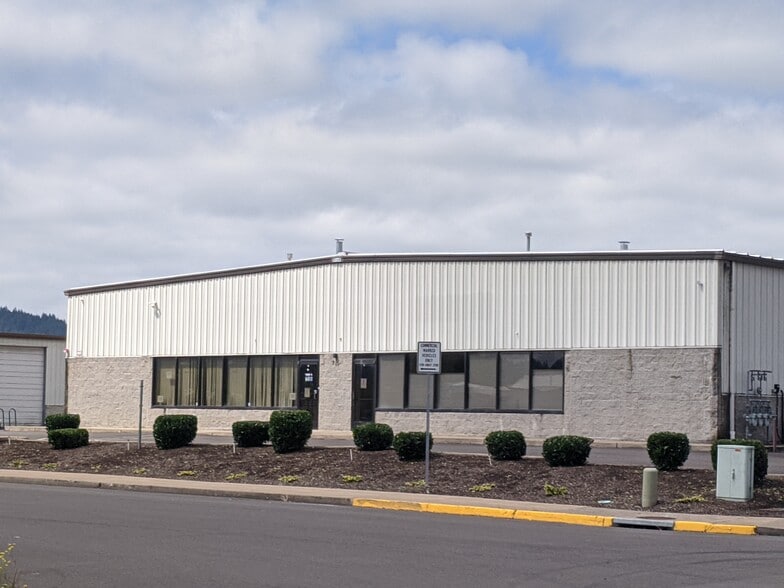 More Photos Of 710 Commercial St, Eugene Warehouse For Lease