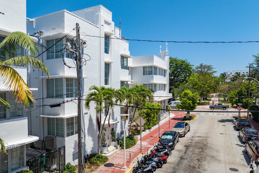 More Photos Of 300 21st St, Miami Beach Hospitality For Sale