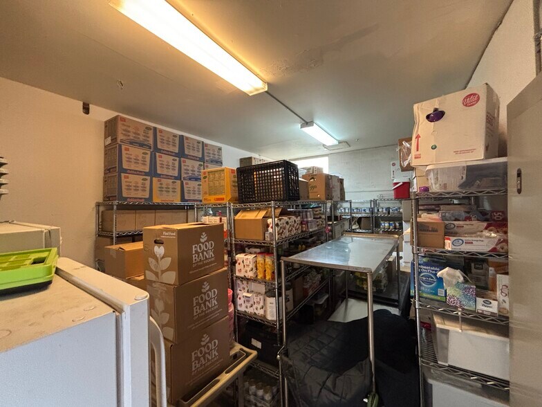 More Photos Of 1540 Boston St, Aurora Office For Sale