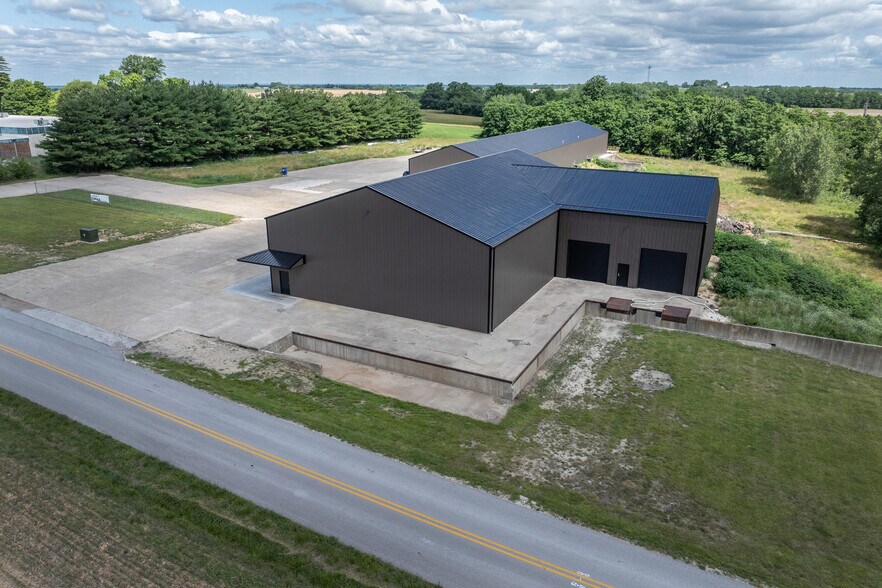 More Photos Of 5101 Kochs Ln, Quincy Warehouse For Lease